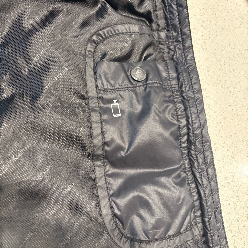 Calvin Klein Puffer Vest With Ribbed Back, Size 2X - Picture 7 of 9